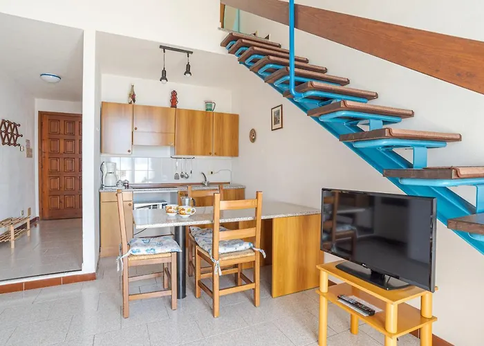 View Cori Μενάτζιο