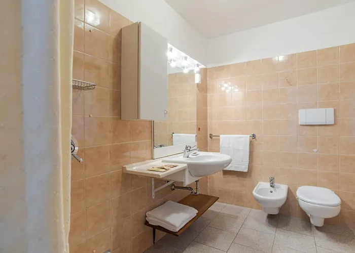 View Cori Μενάτζιο